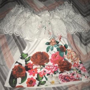 Blusita de flores / floral blouse ❤️